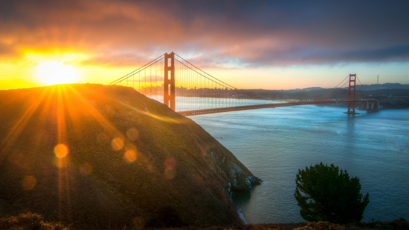 Golden Gate Bridge San Francisco California. Wallpaper in 1366x768 Resolution