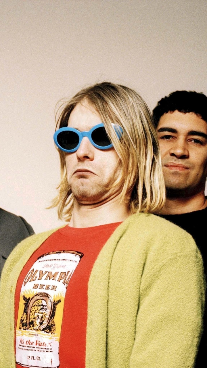 Pat Smear, Dave Grohl, Nirwana, Brillen, Soziale Gruppe. Wallpaper in 720x1280 Resolution