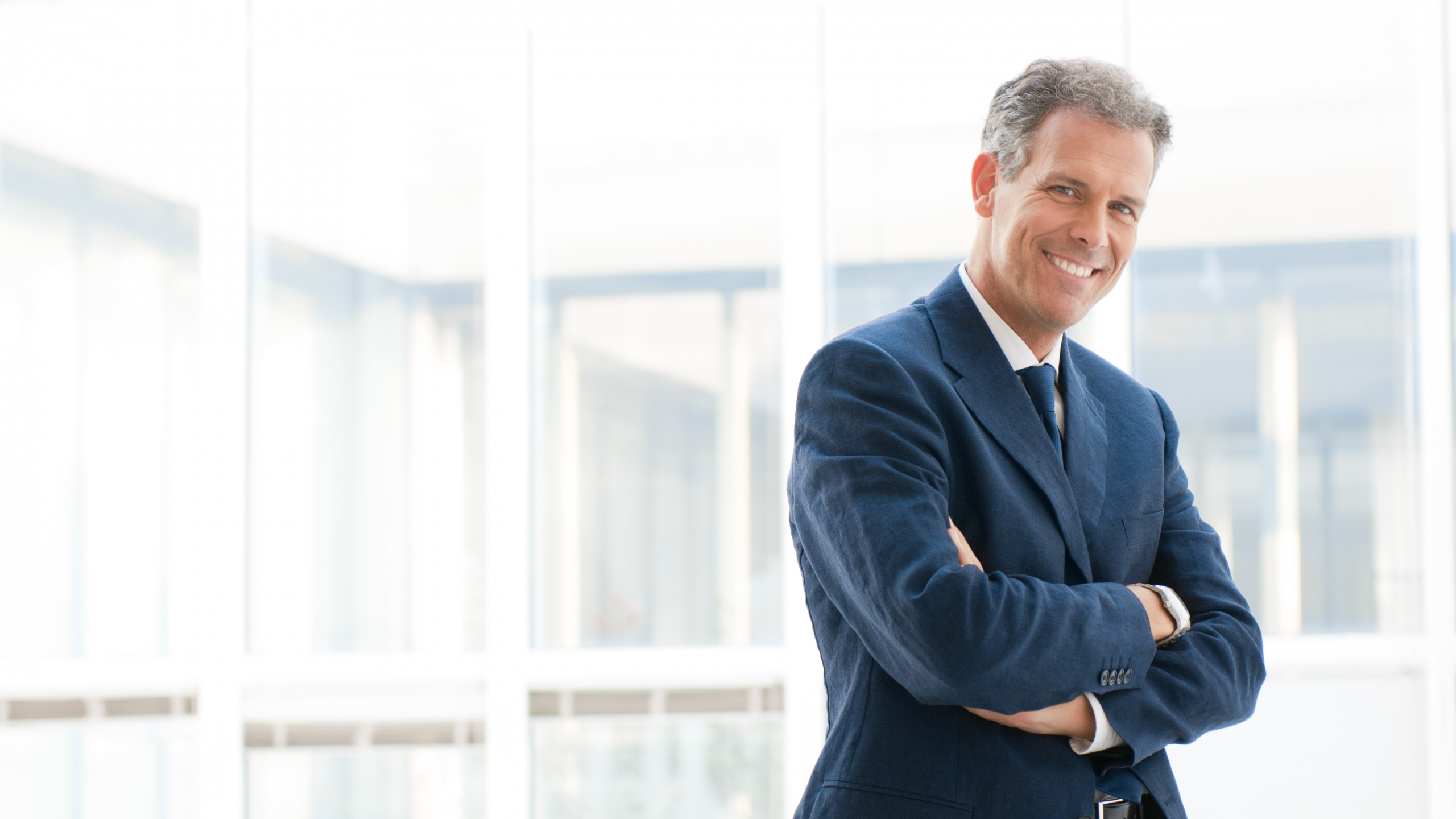 Homme D'affaires, Permanent, Affaires, Usure Formelle, Les Vêtements D'extérieur. Wallpaper in 2560x1440 Resolution