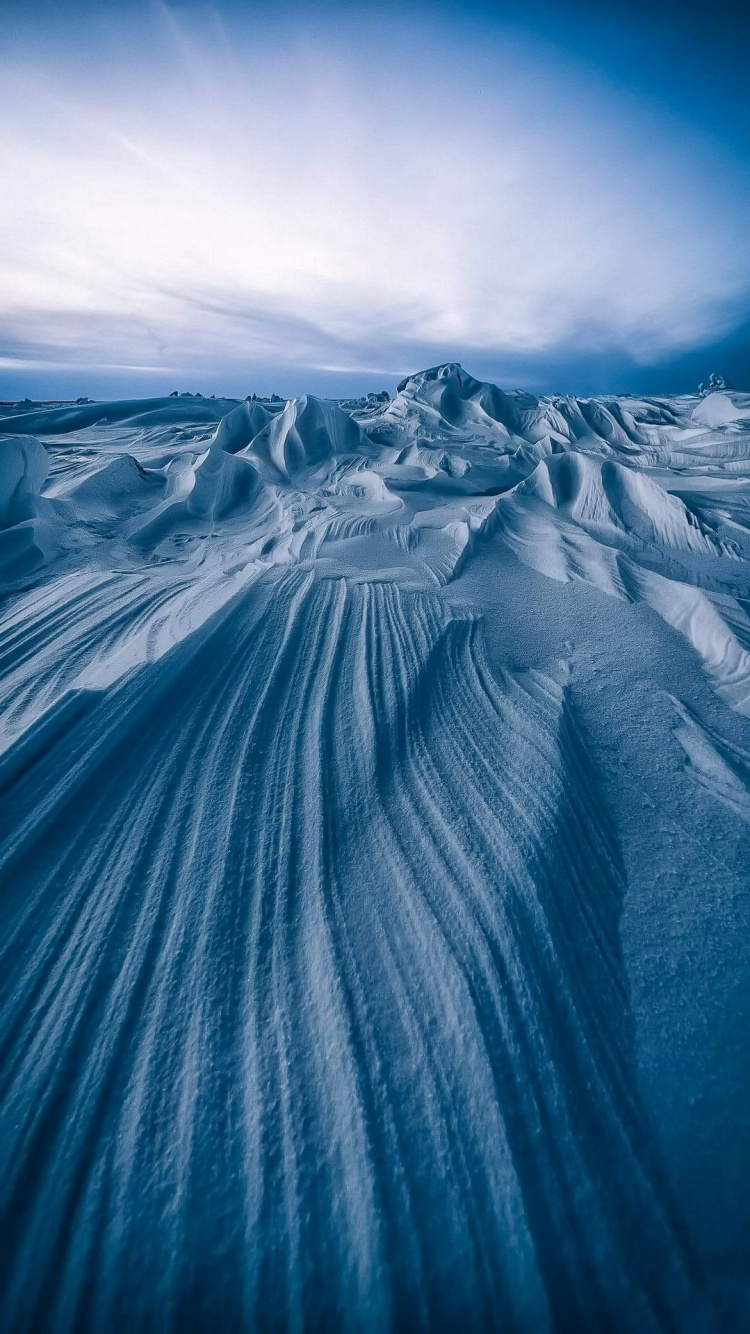 Nordpolarmeer, Polar Ice Cap, Nunatak, Bergkette, Cloud. Wallpaper in 750x1334 Resolution