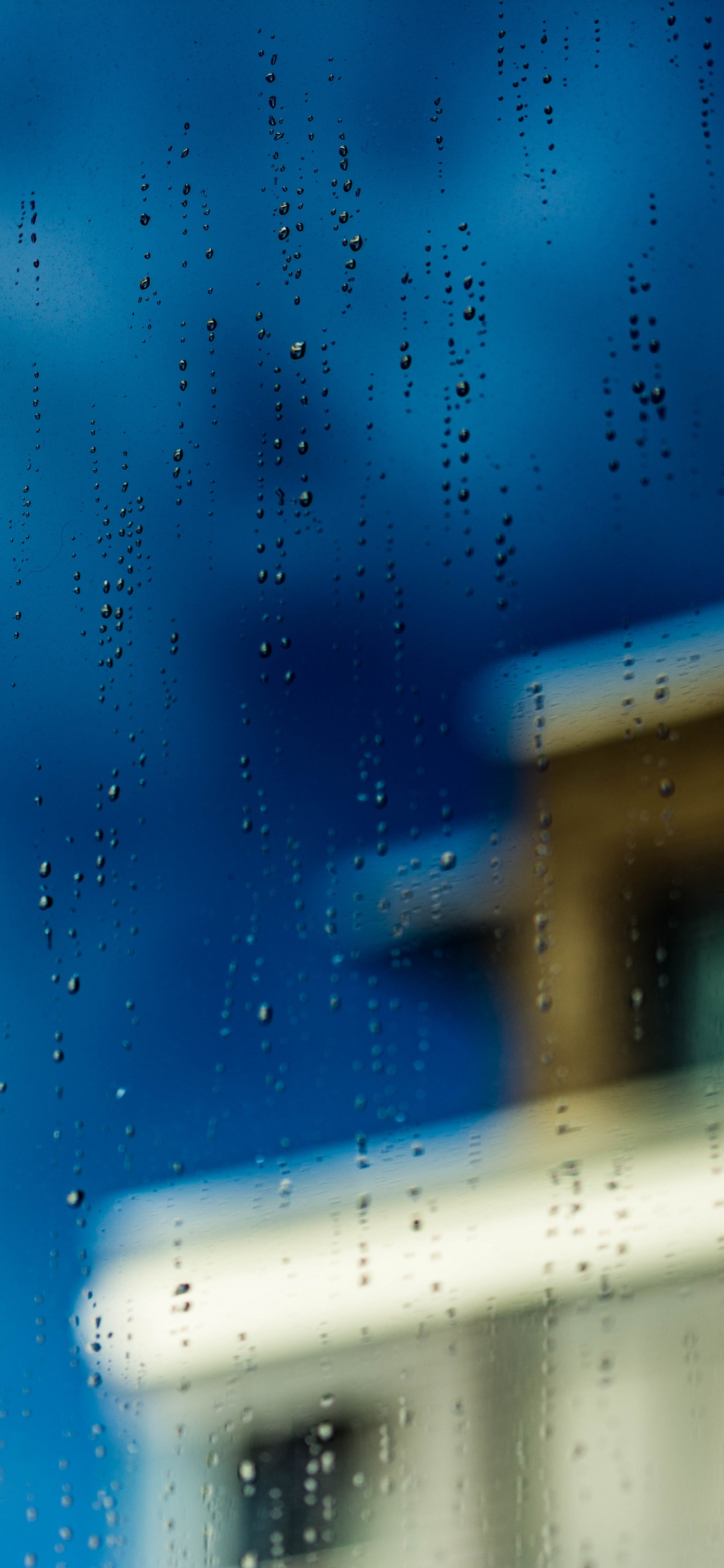 Blau-weiß Gepunktetes Textil. Wallpaper in 1125x2436 Resolution