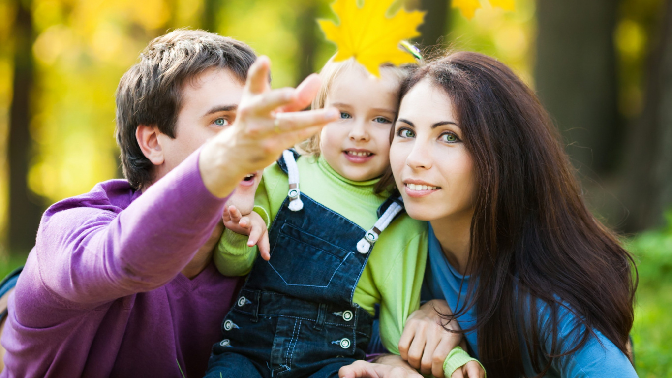 Gens, Enfant, Amitié, Amusement, Famille. Wallpaper in 1366x768 Resolution