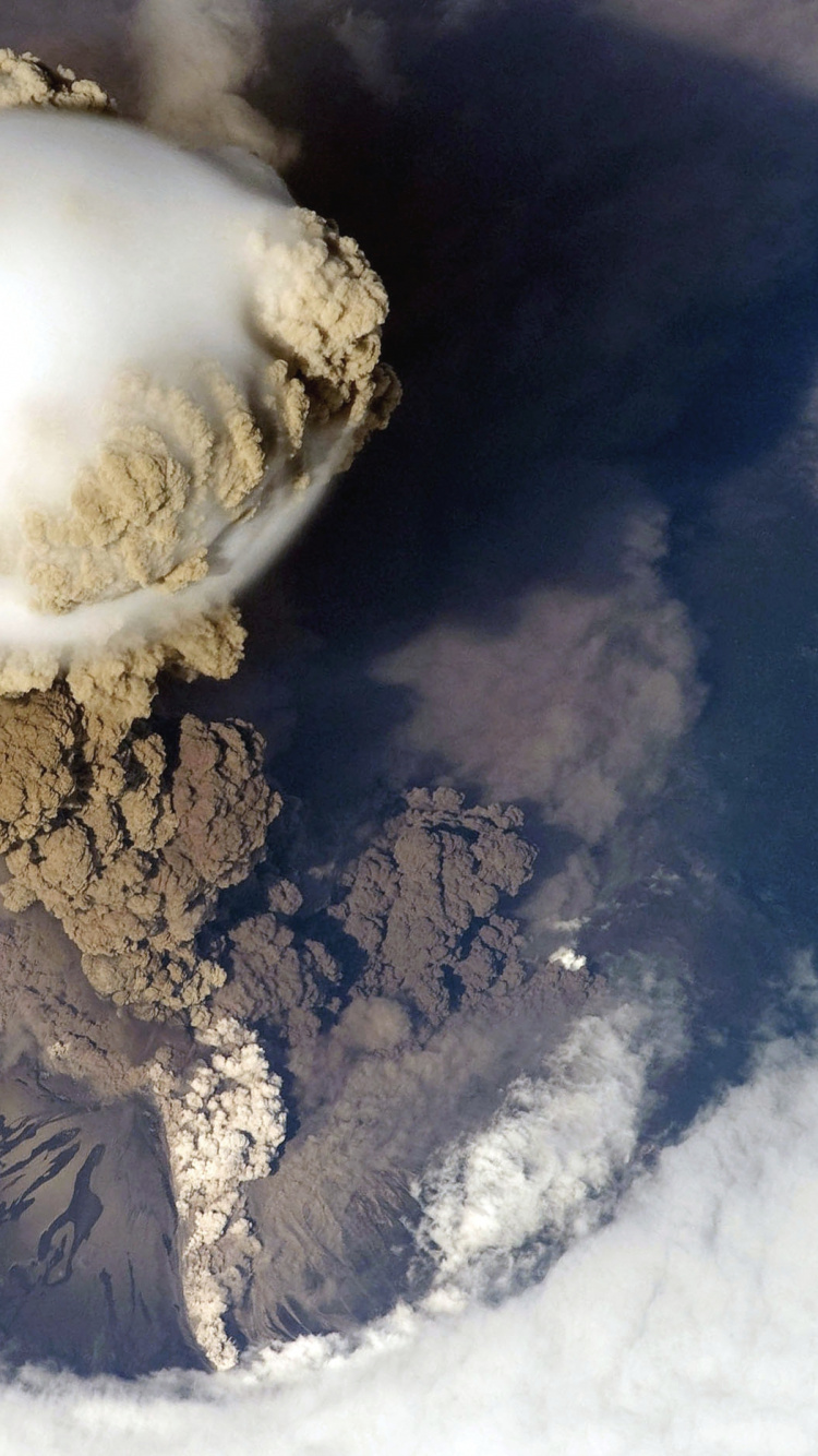 White and Blue Cloud Formation. Wallpaper in 750x1334 Resolution