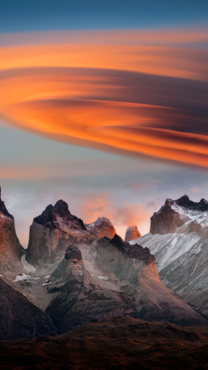 Torres Del Paine National Park. Wallpaper in 720x1280 Resolution