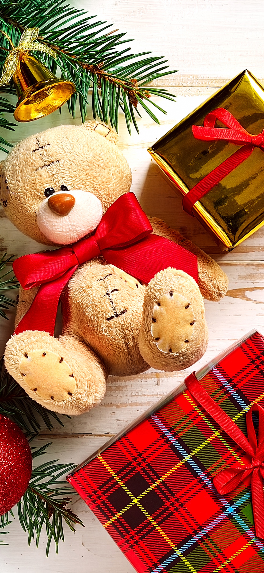 El Día De Navidad, Osito, Regalo, Adorno de Navidad, Decoración de la Navidad. Wallpaper in 1125x2436 Resolution