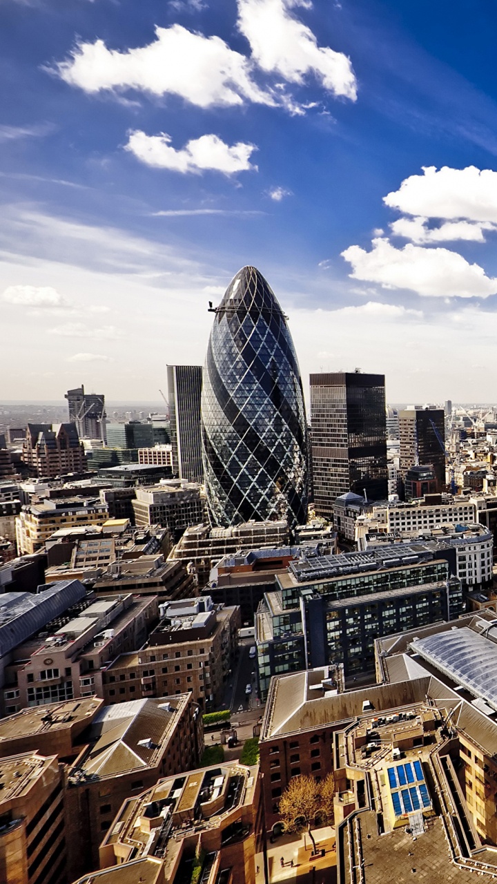 Immeubles de Grande Hauteur Sous Ciel Bleu Pendant la Journée. Wallpaper in 720x1280 Resolution