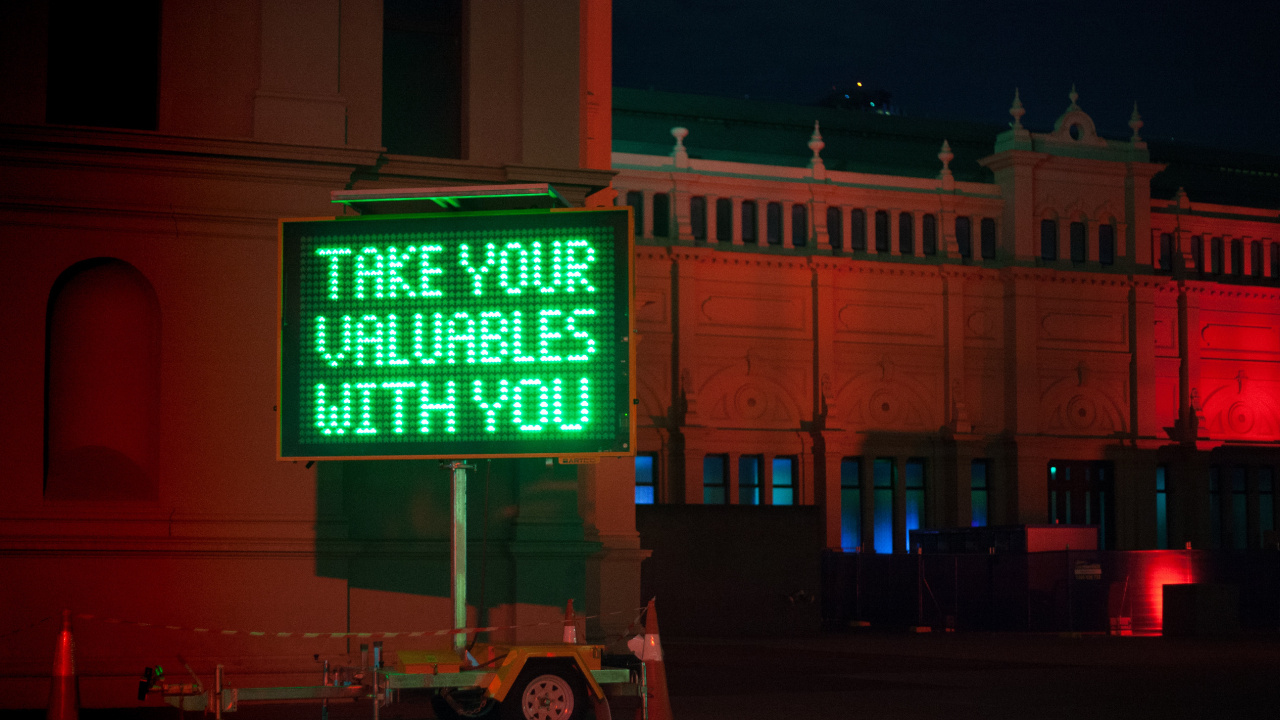 Green and Black Led Signage. Wallpaper in 1280x720 Resolution