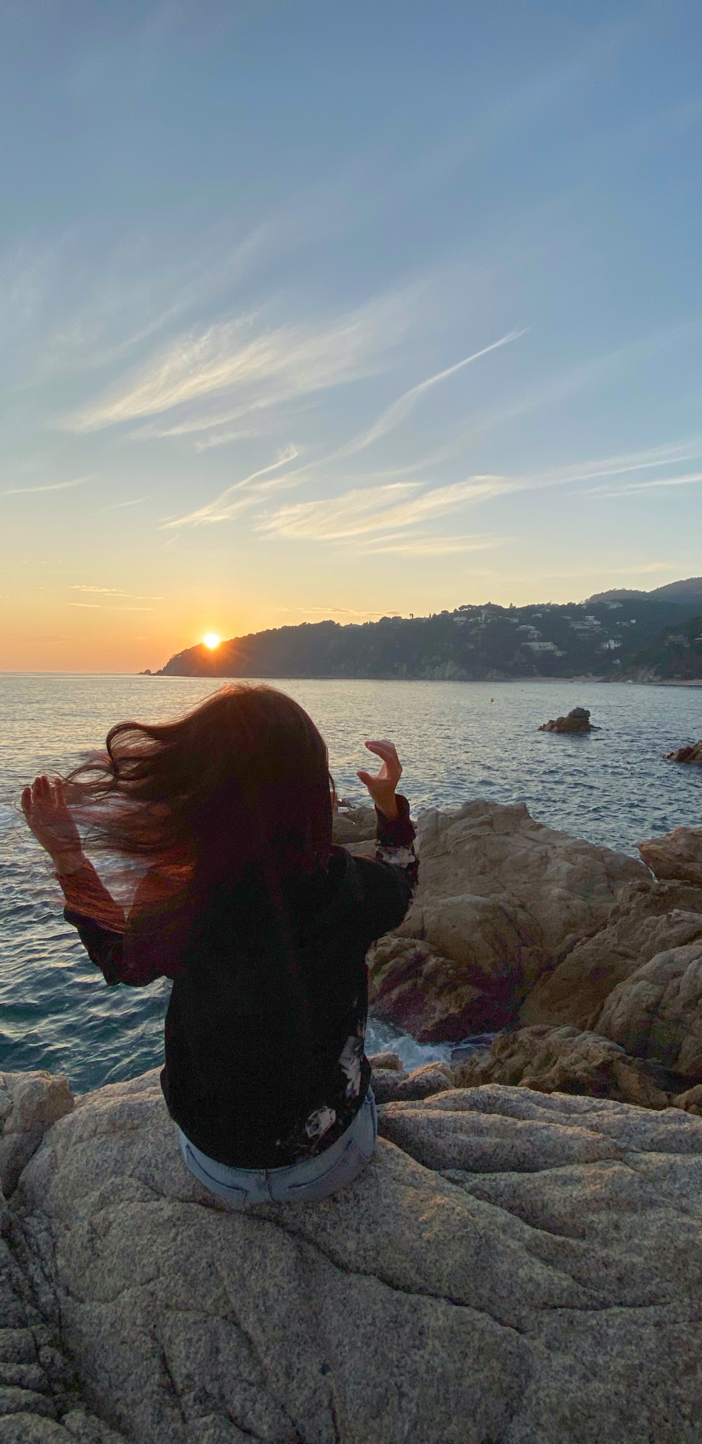 Sea, Hair, Body of Water, Human, Nature. Wallpaper in 1440x2960 Resolution