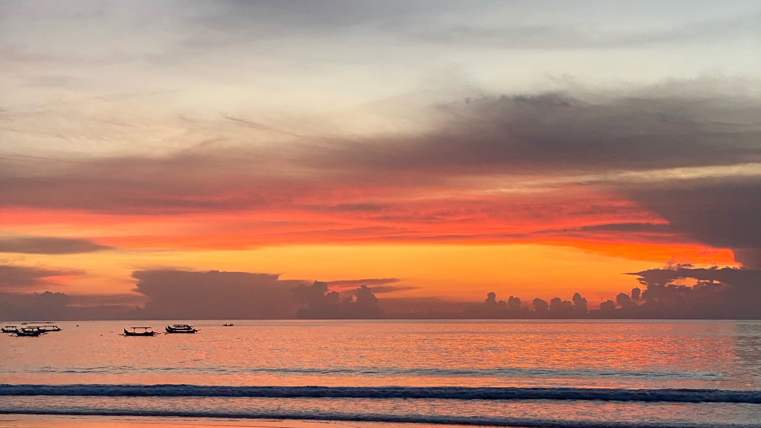 Horizon, Sunset, Water, Body of Water, Fluid. Wallpaper in 2560x1440 Resolution