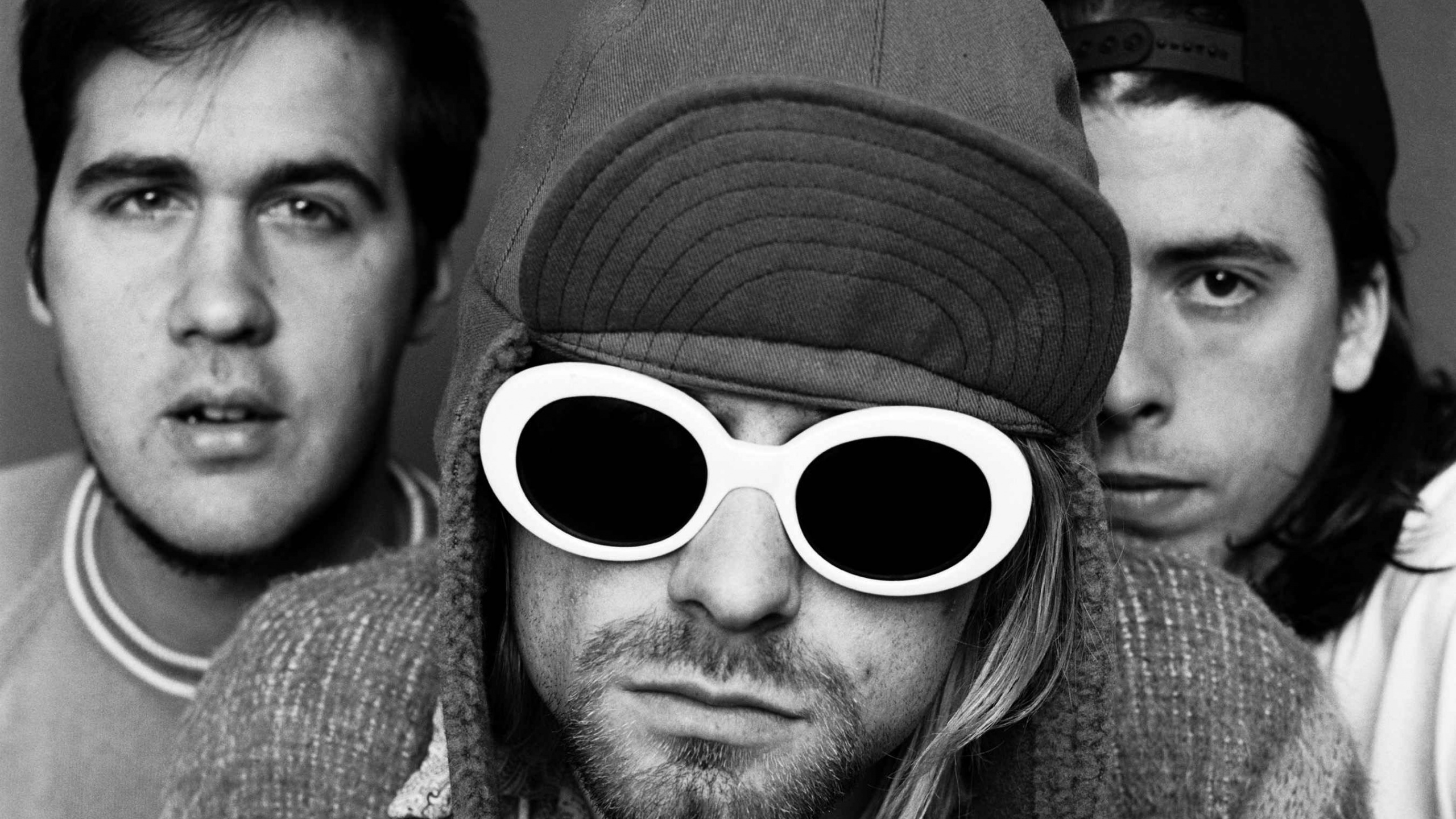 Nirvana, Fraîcheur, Lunettes, Soins de la Vision, Noir et Blanc. Wallpaper in 2560x1440 Resolution