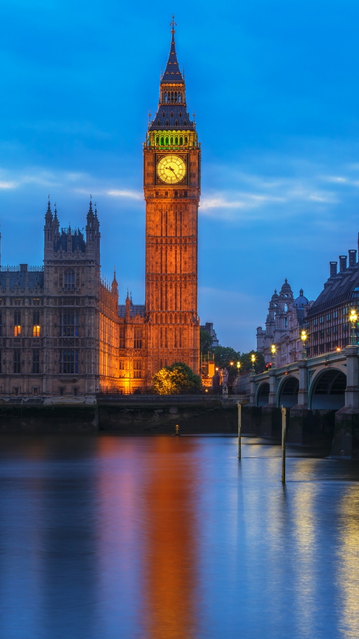 Big Ben London Während Der Nachtzeit. Wallpaper in 720x1280 Resolution