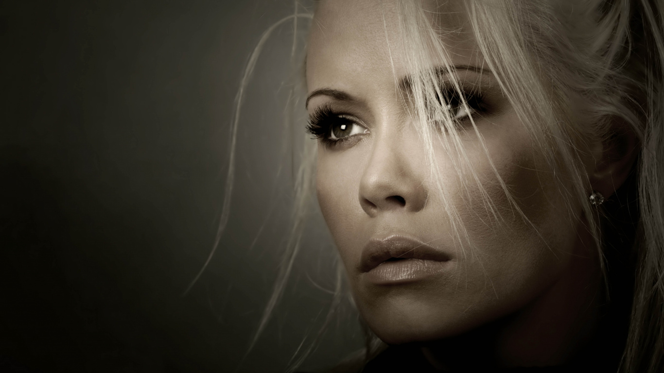 Sourcil, Beauté, Nez, Joue, Menton. Wallpaper in 1366x768 Resolution