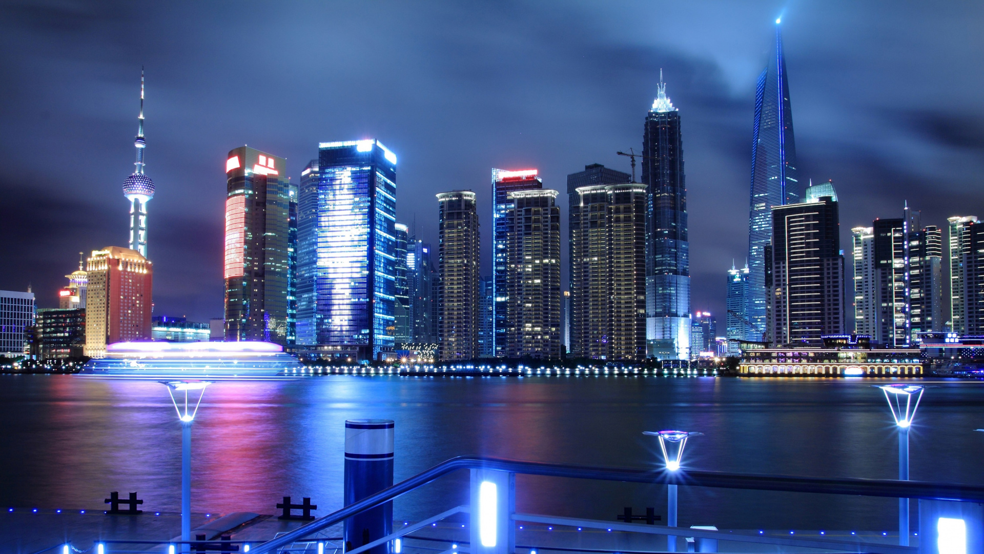 Horizonte de la Ciudad Durante la Noche. Wallpaper in 1920x1080 Resolution