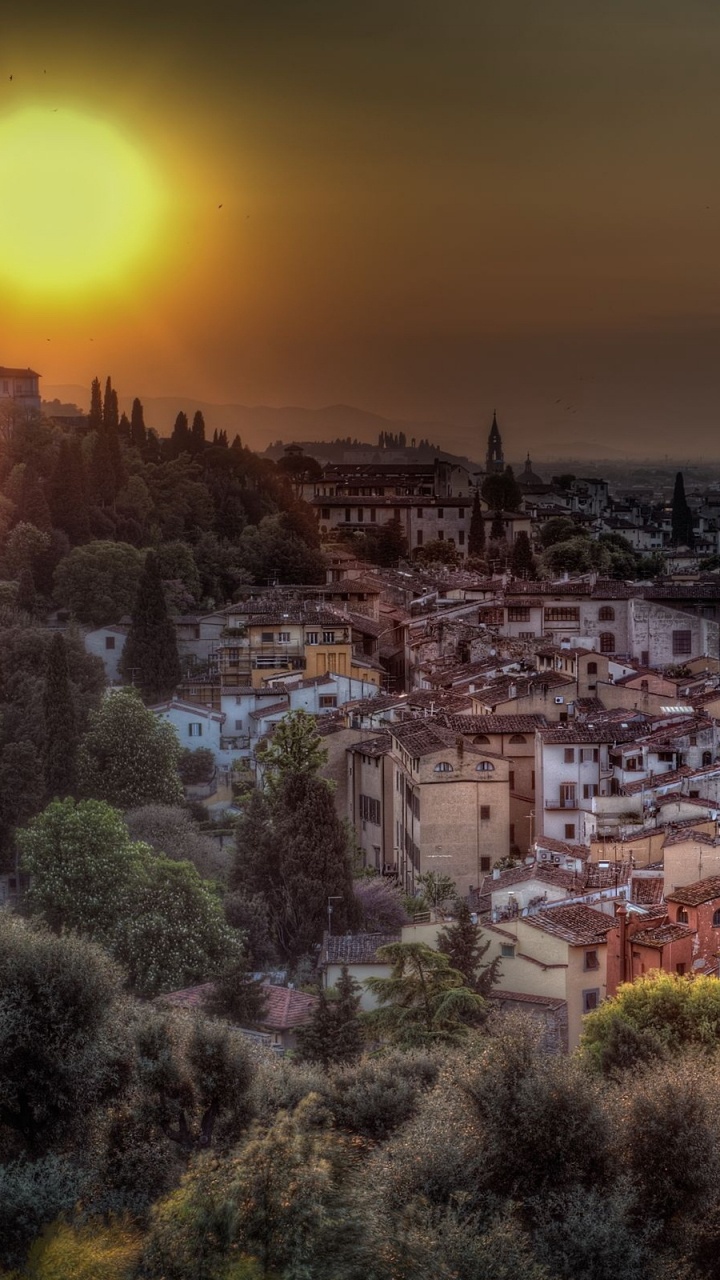 Vue Aérienne de la Ville au Coucher du Soleil. Wallpaper in 720x1280 Resolution