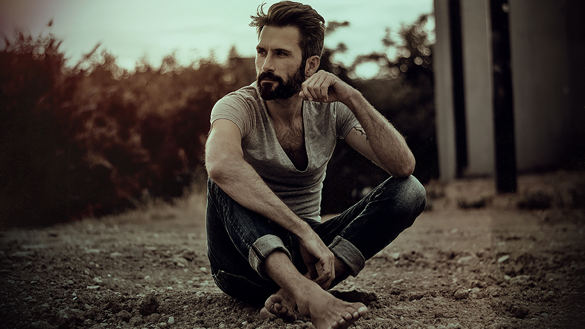 Portrait, Facial Hair, Sitting, Human, Portrait Photography. Wallpaper in 1920x1080 Resolution