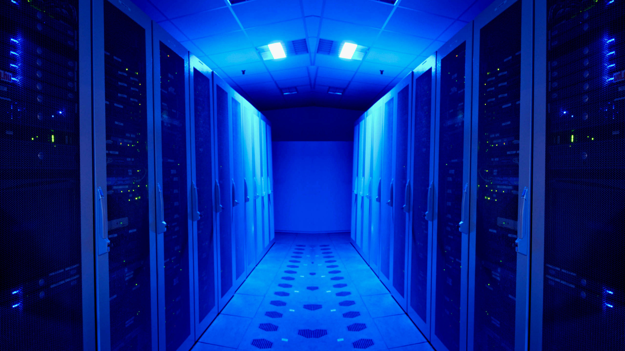 Blau-weißer Flur Mit Blaulicht. Wallpaper in 1280x720 Resolution