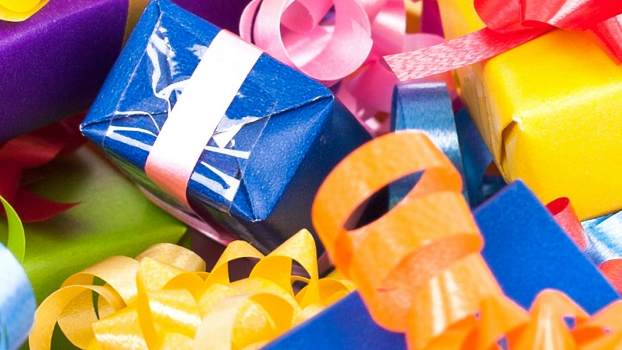 Collation, Bouquet de Fleurs, le Jour de Valentines, Plastic, La Nourriture Paniers-Cadeaux. Wallpaper in 1280x720 Resolution