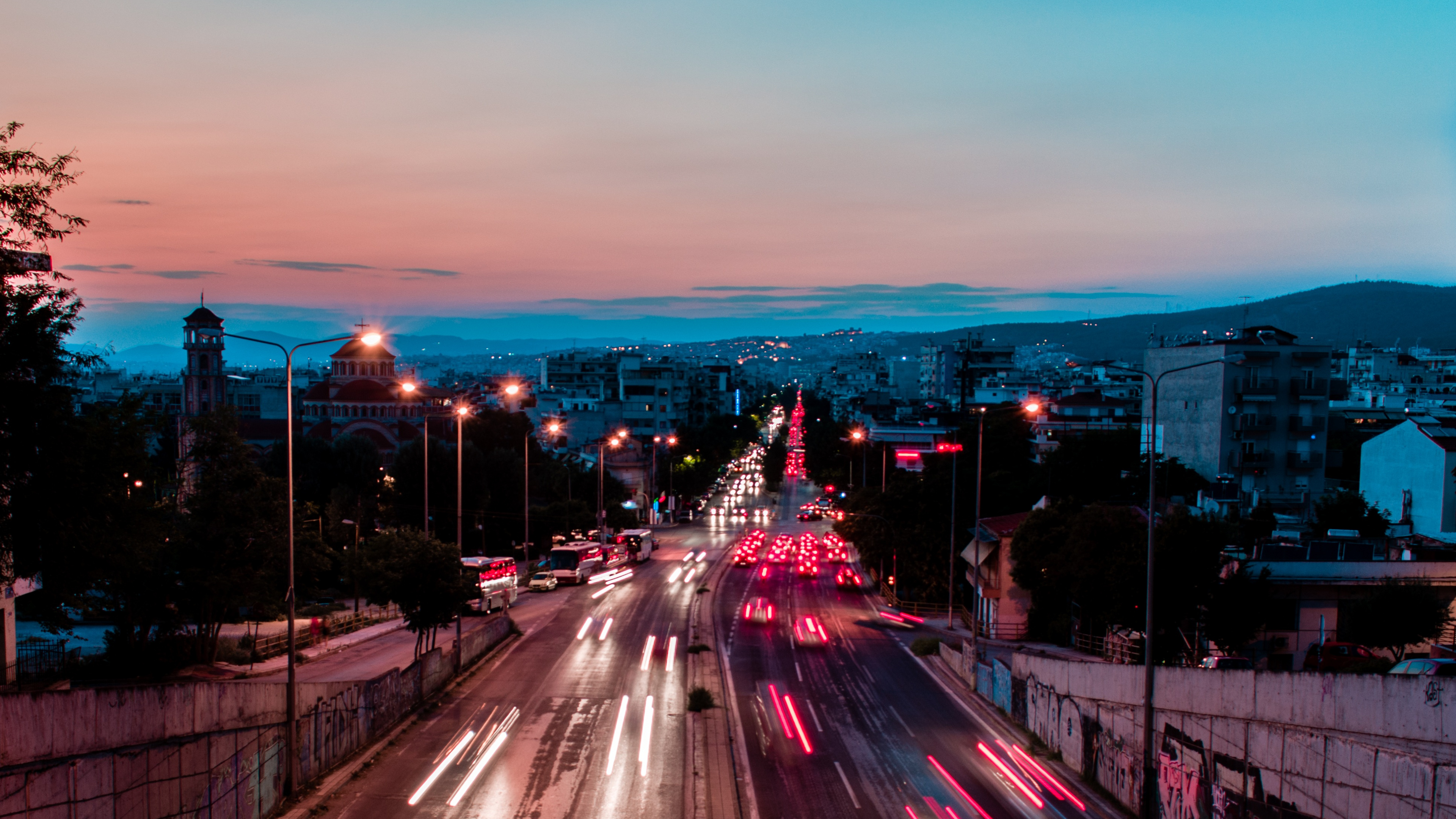 Photographie en Accéléré de Voitures Sur la Route Pendant la Nuit. Wallpaper in 3840x2160 Resolution
