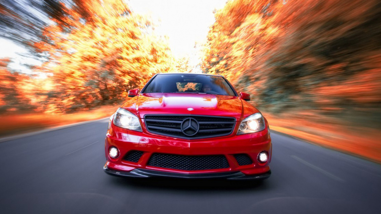 Rotes Chevrolet-Auto Tagsüber Unterwegs Road. Wallpaper in 1280x720 Resolution