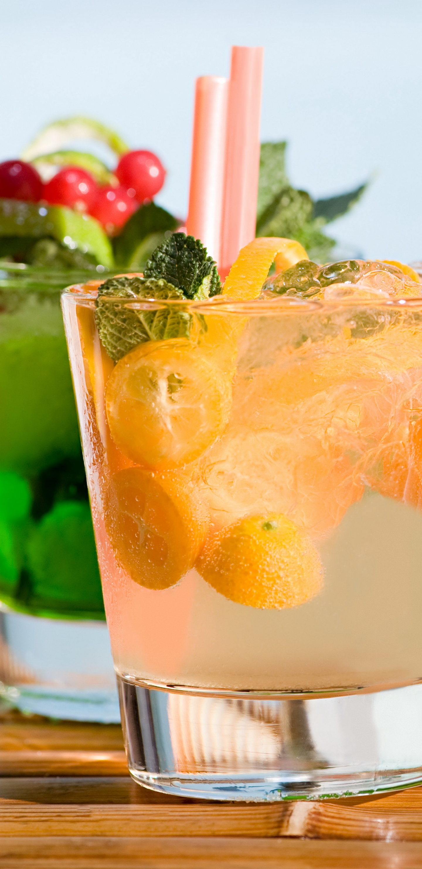 Clear Drinking Glass With Orange Juice. Wallpaper in 1440x2960 Resolution