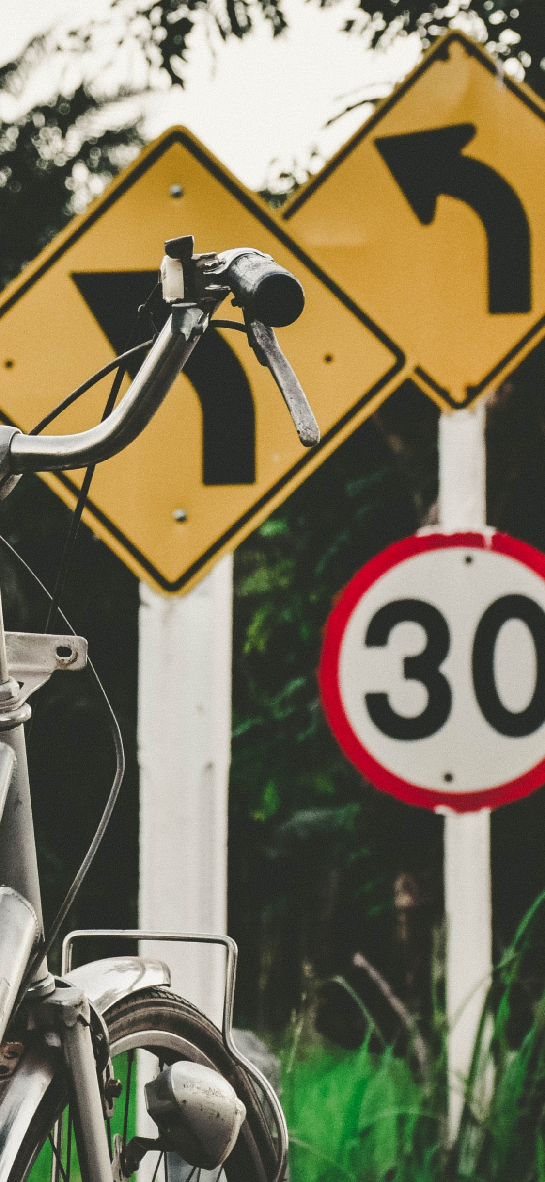 White and Red Stop Sign. Wallpaper in 1125x2436 Resolution