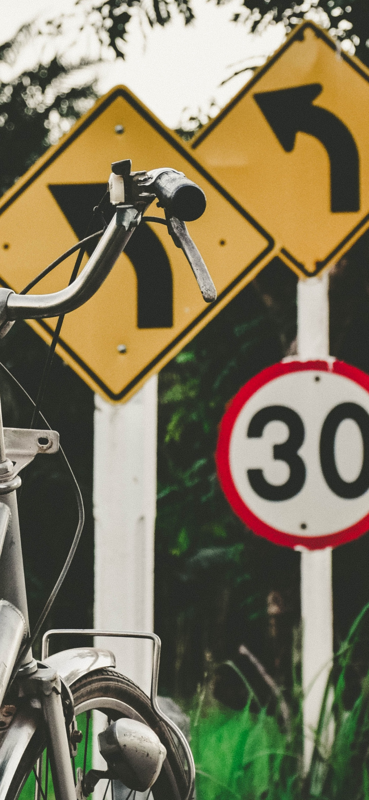 White and Red Stop Sign. Wallpaper in 1242x2688 Resolution