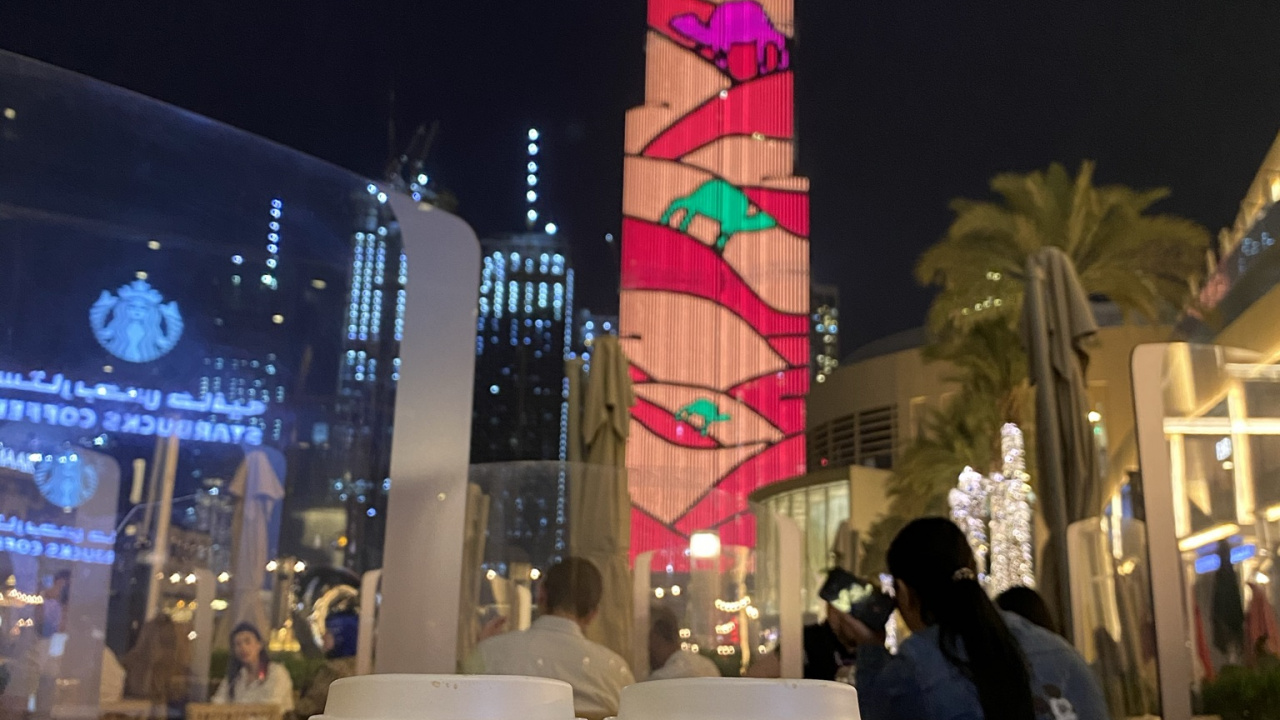 Dubai, Burj Khalifa, Starbucks New Logo 2011, Night, Drinkware. Wallpaper in 1280x720 Resolution