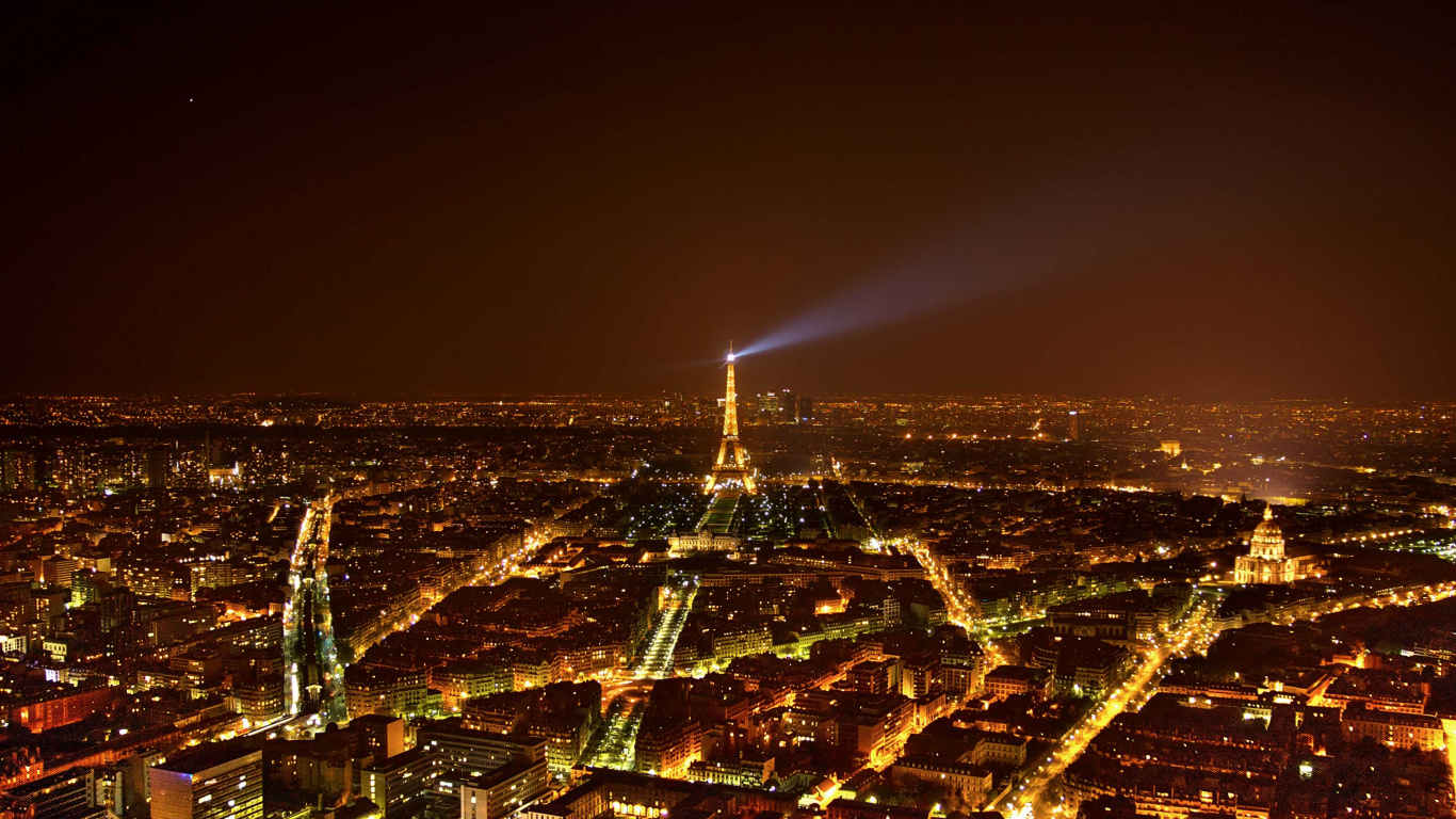 Vue Aérienne de la Ville Pendant la Nuit. Wallpaper in 1366x768 Resolution