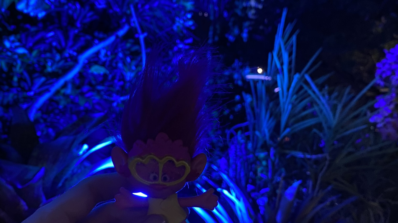 Singapur, Luz, Azul Majorelle, Biología Marina, Arte Fractal. Wallpaper in 1280x720 Resolution