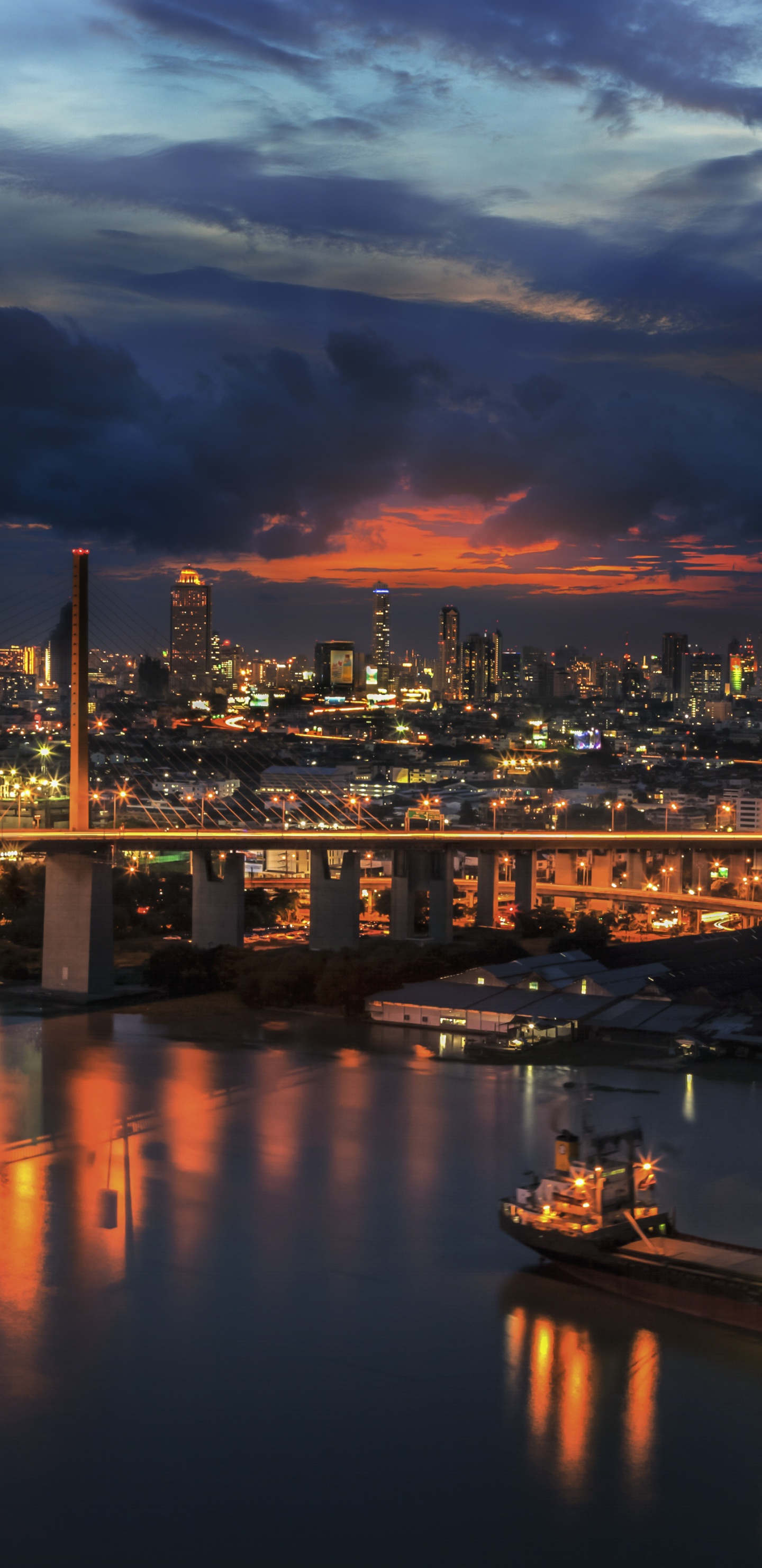 Skyline Der Stadt Bei Nacht Night. Wallpaper in 1440x2960 Resolution