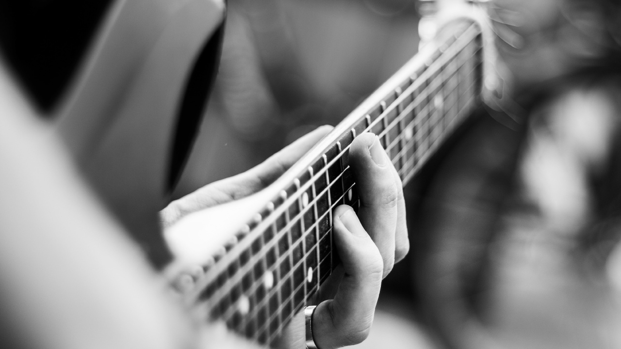 Guitar, Electric Guitar, Acoustic Guitar, Bass Guitar, String Instrument. Wallpaper in 1280x720 Resolution