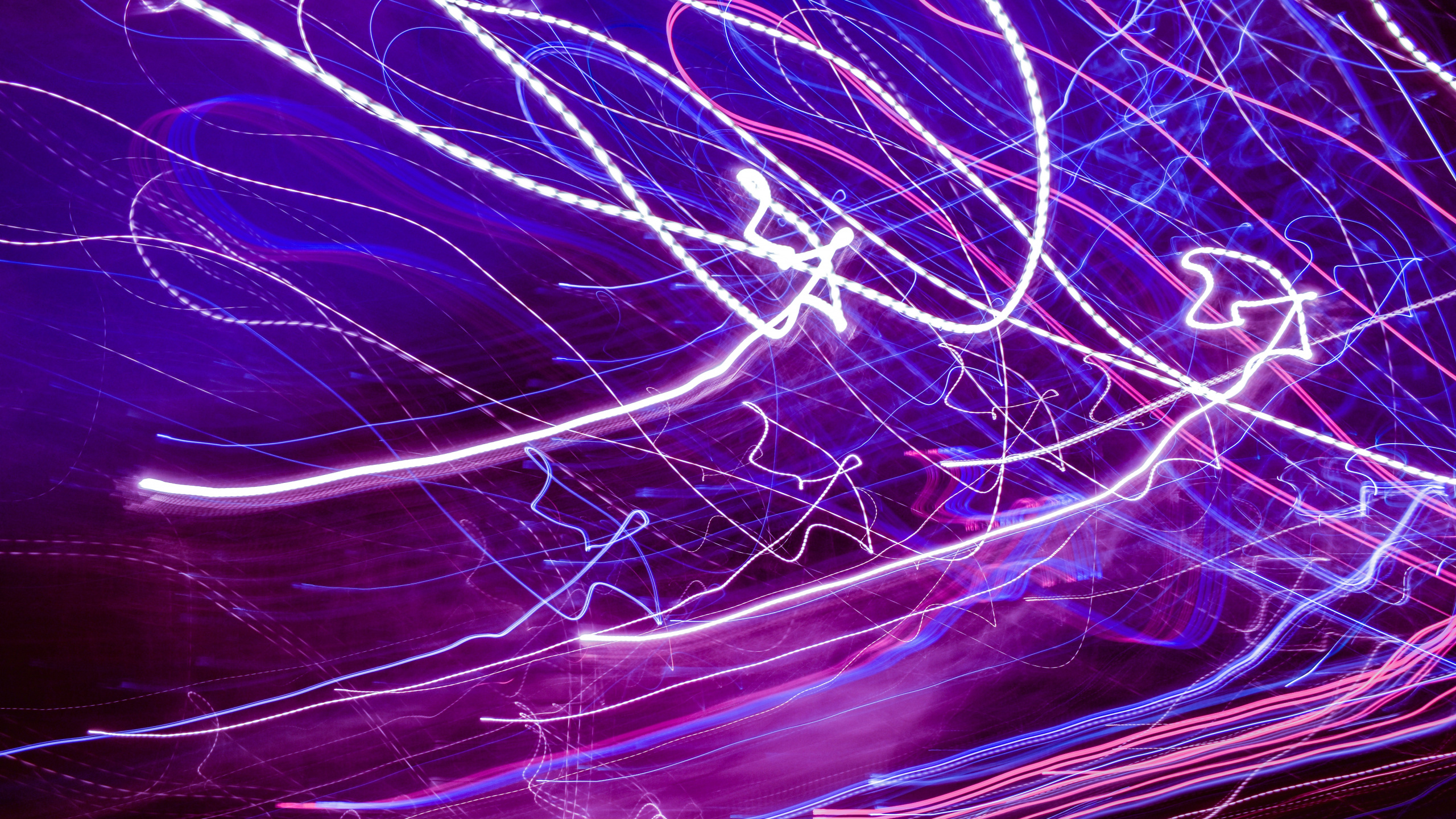 Fond D'écran Numérique Violet et Blanc. Wallpaper in 2560x1440 Resolution