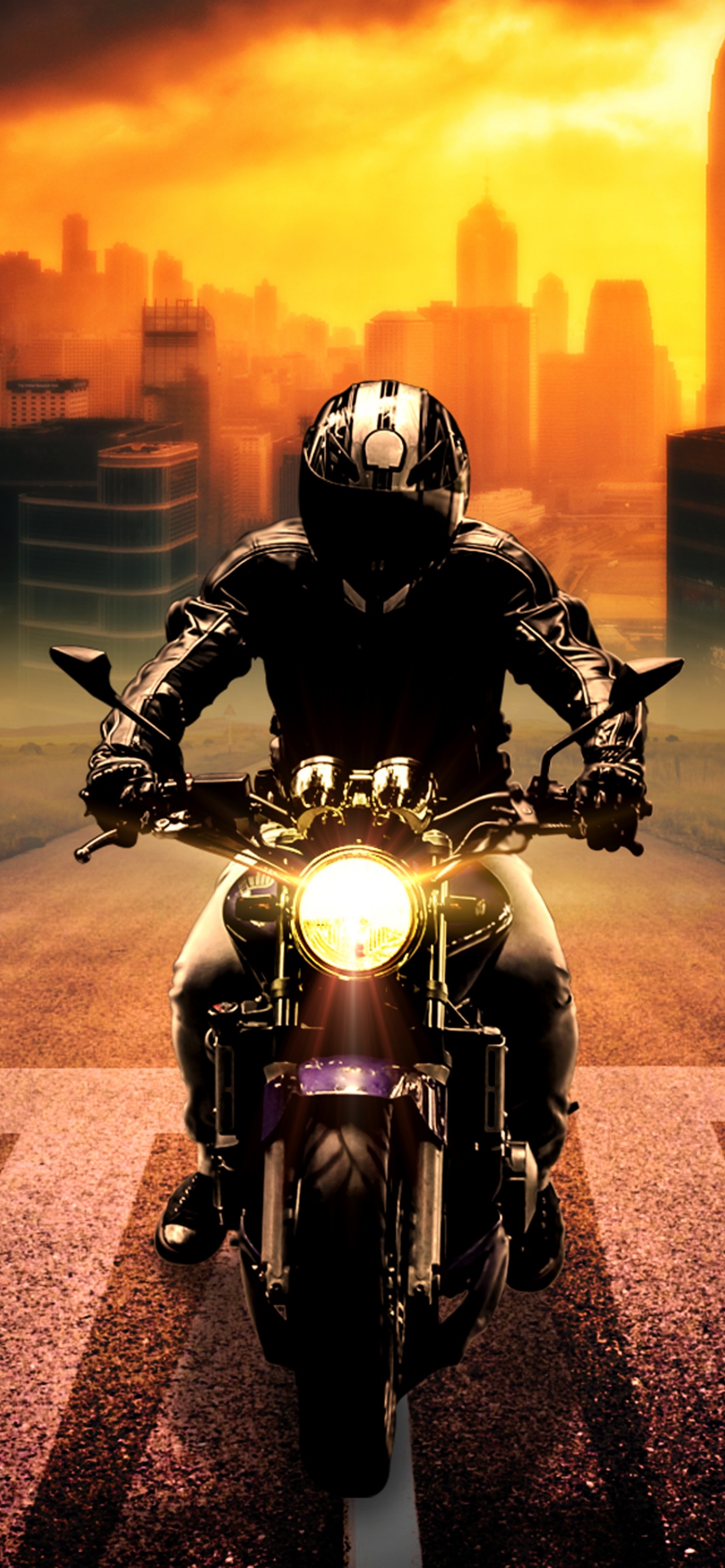 L'homme au Casque Noir Équitation Moto Sur Route Pendant la Journée. Wallpaper in 1242x2688 Resolution