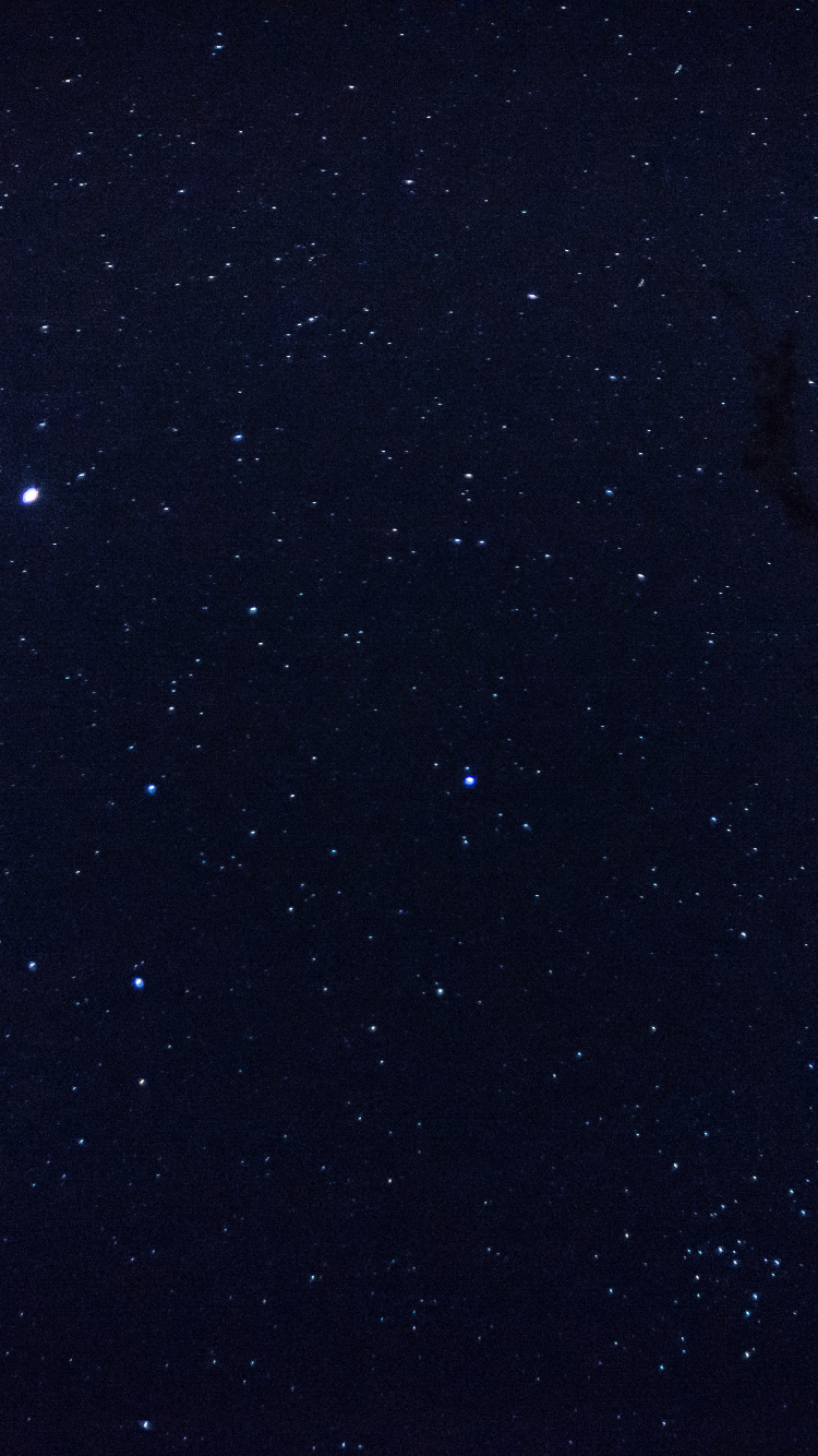 Schwarze Und Weiße Sternennacht. Wallpaper in 750x1334 Resolution