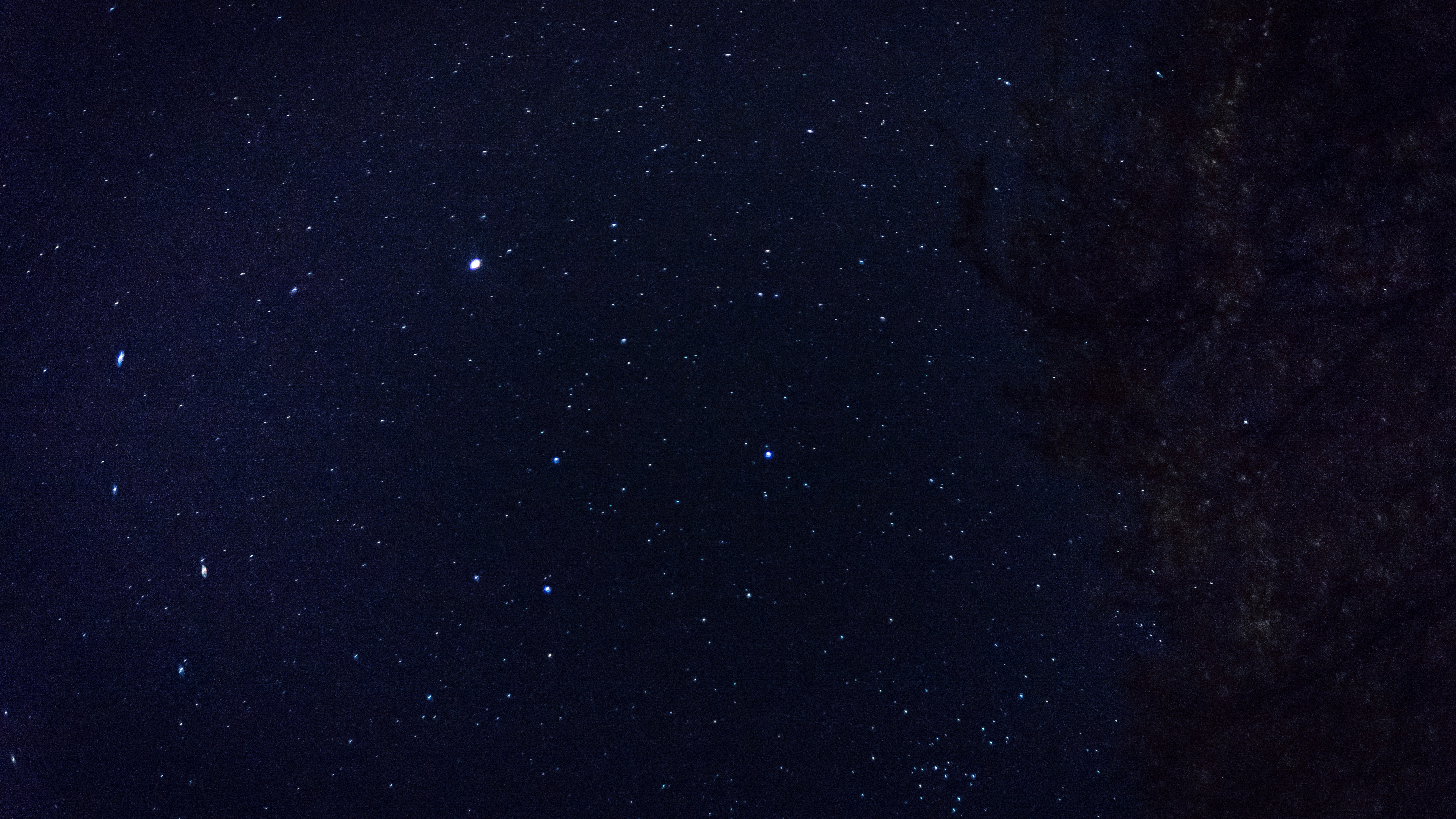 Black and White Starry Night. Wallpaper in 3840x2160 Resolution