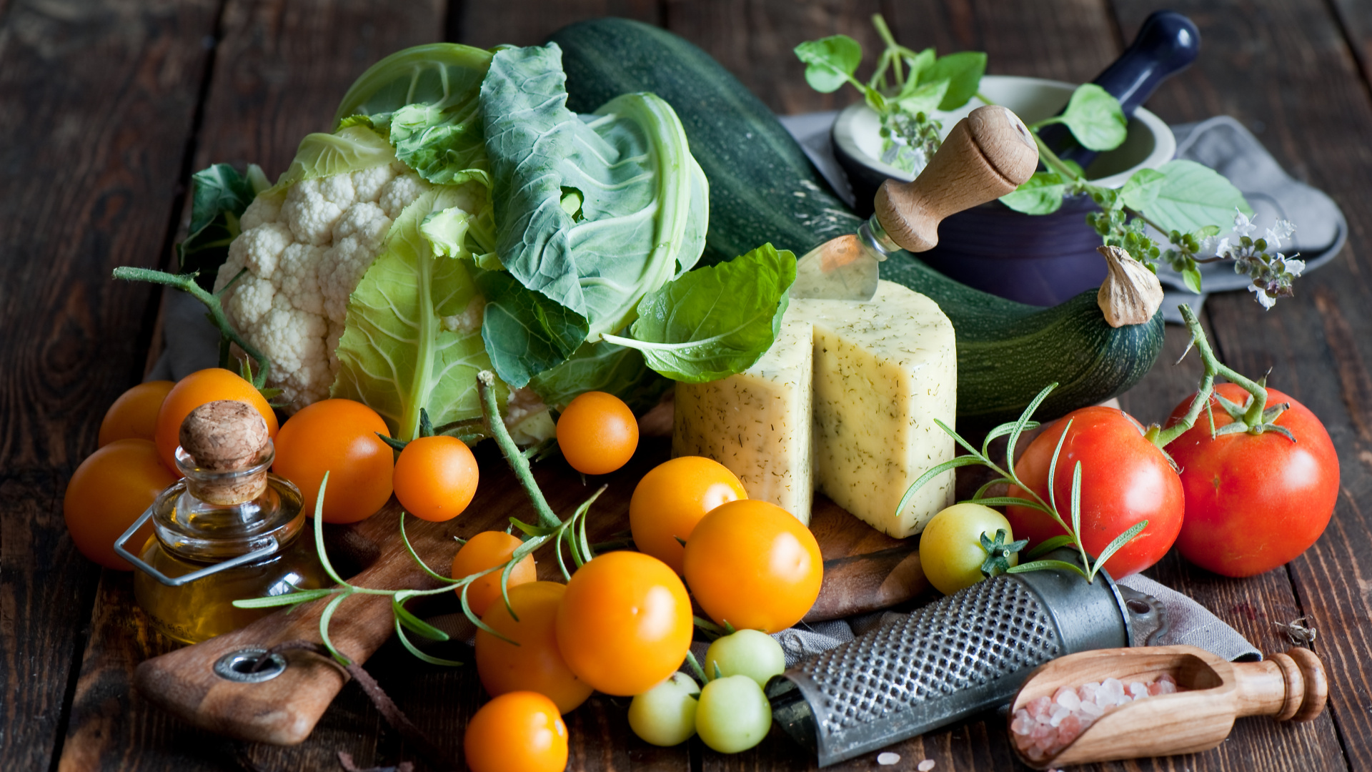 Orange Fruits and Green Vegetable. Wallpaper in 1920x1080 Resolution
