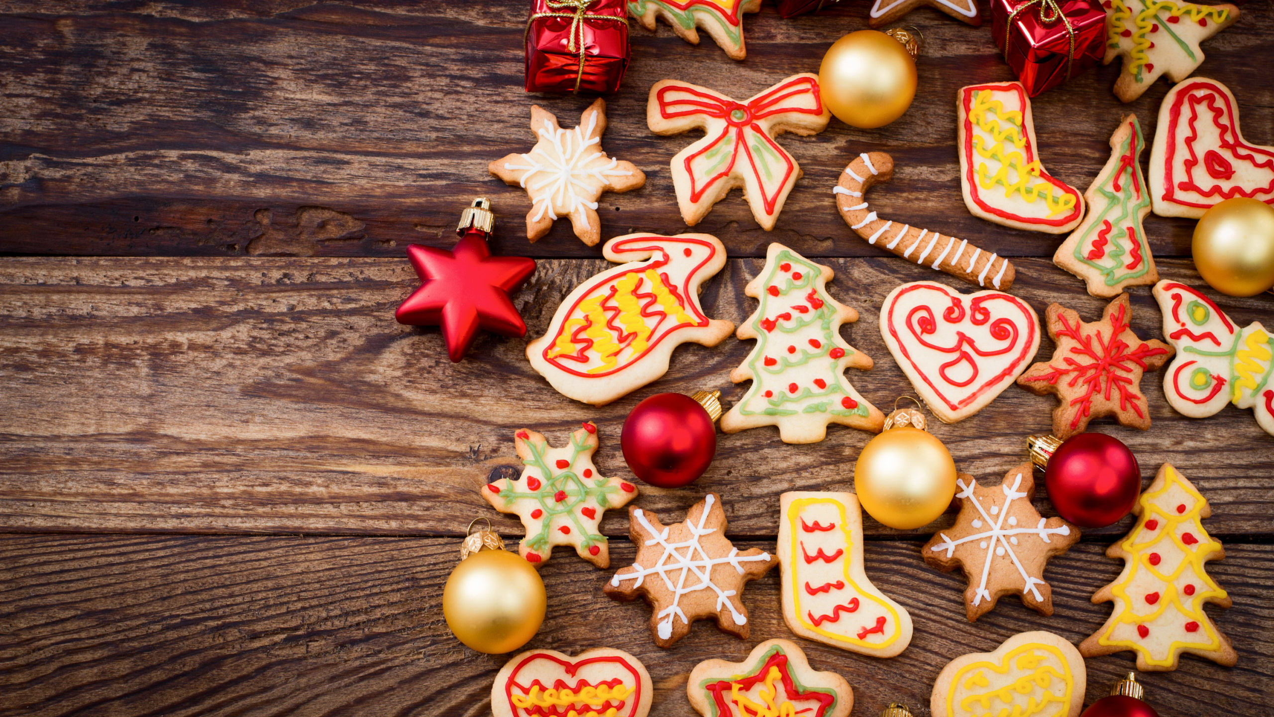 Weihnachten, Christmas Cookie, Christmas Ornament, Weihnachtsdekoration, Lebensmittel. Wallpaper in 2560x1440 Resolution
