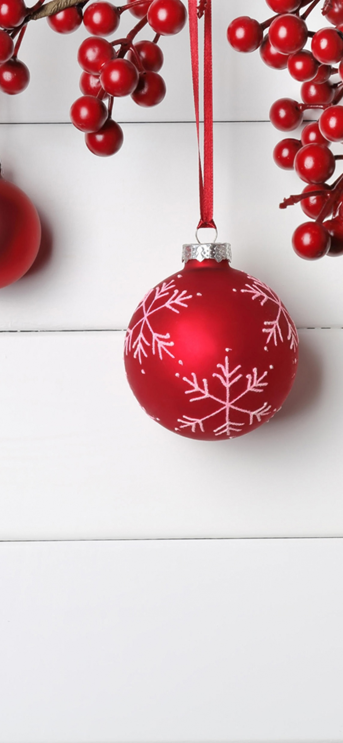 Christmas Day, Christmas Ornament, Christmas Decoration, Holiday, Christmas and Holiday Season. Wallpaper in 1125x2436 Resolution