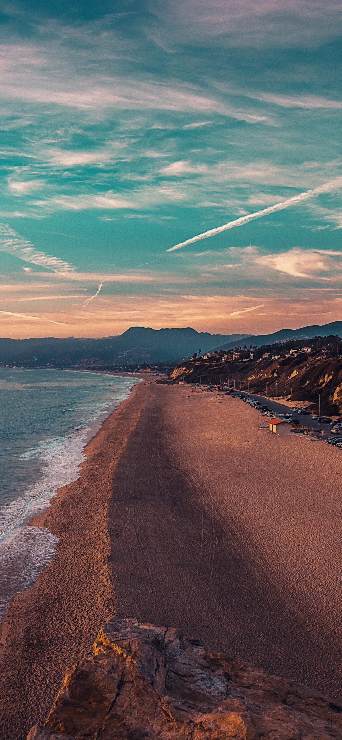 Mer, Eau, Atmosphère, Azure, Paysage Naturel. Wallpaper in 1125x2436 Resolution