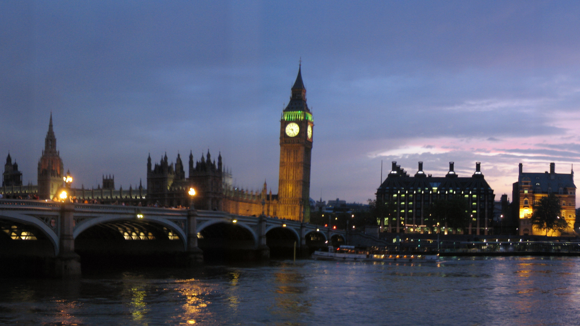 Silhouette of Building Near Body of Water During Sunset. Wallpaper in 1920x1080 Resolution