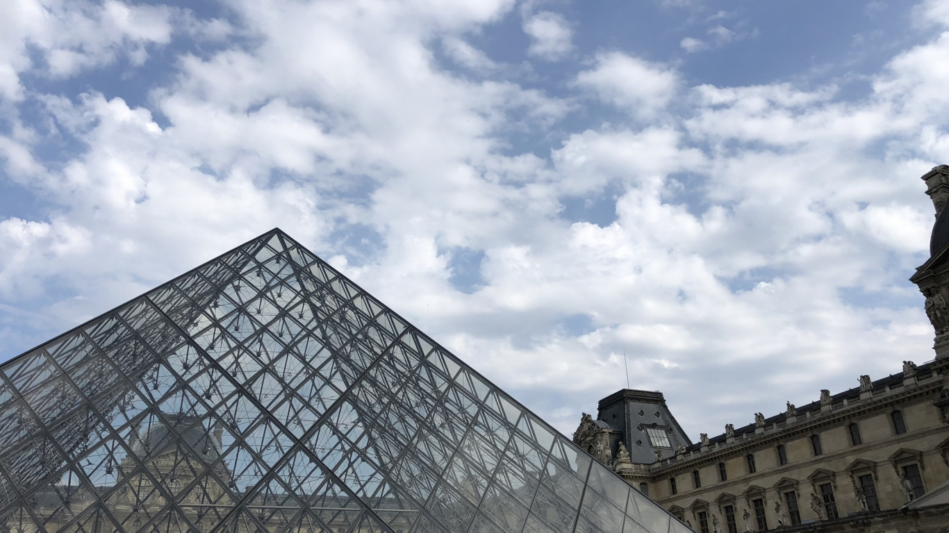 Louvre, Monument, Faade, Nature, Crowd. Wallpaper in 1366x768 Resolution