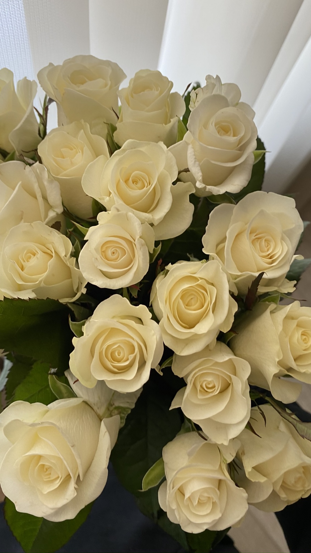 Bouquet de Fleurs, Design Floral, Les Roses de Jardin, Les Fleurs Coupées, Fleurs Artificielles. Wallpaper in 1080x1920 Resolution