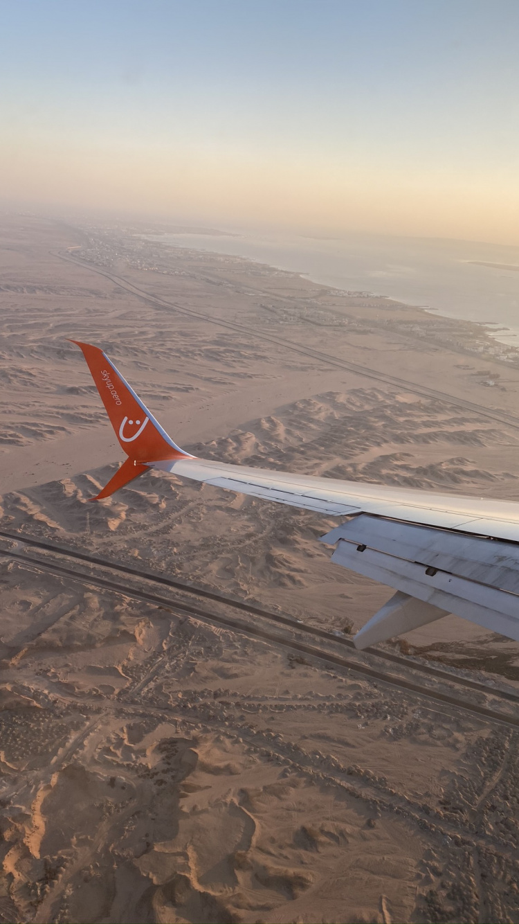 Avion, Airliner, Atmosphère, Air Voyage, Aviation. Wallpaper in 750x1334 Resolution