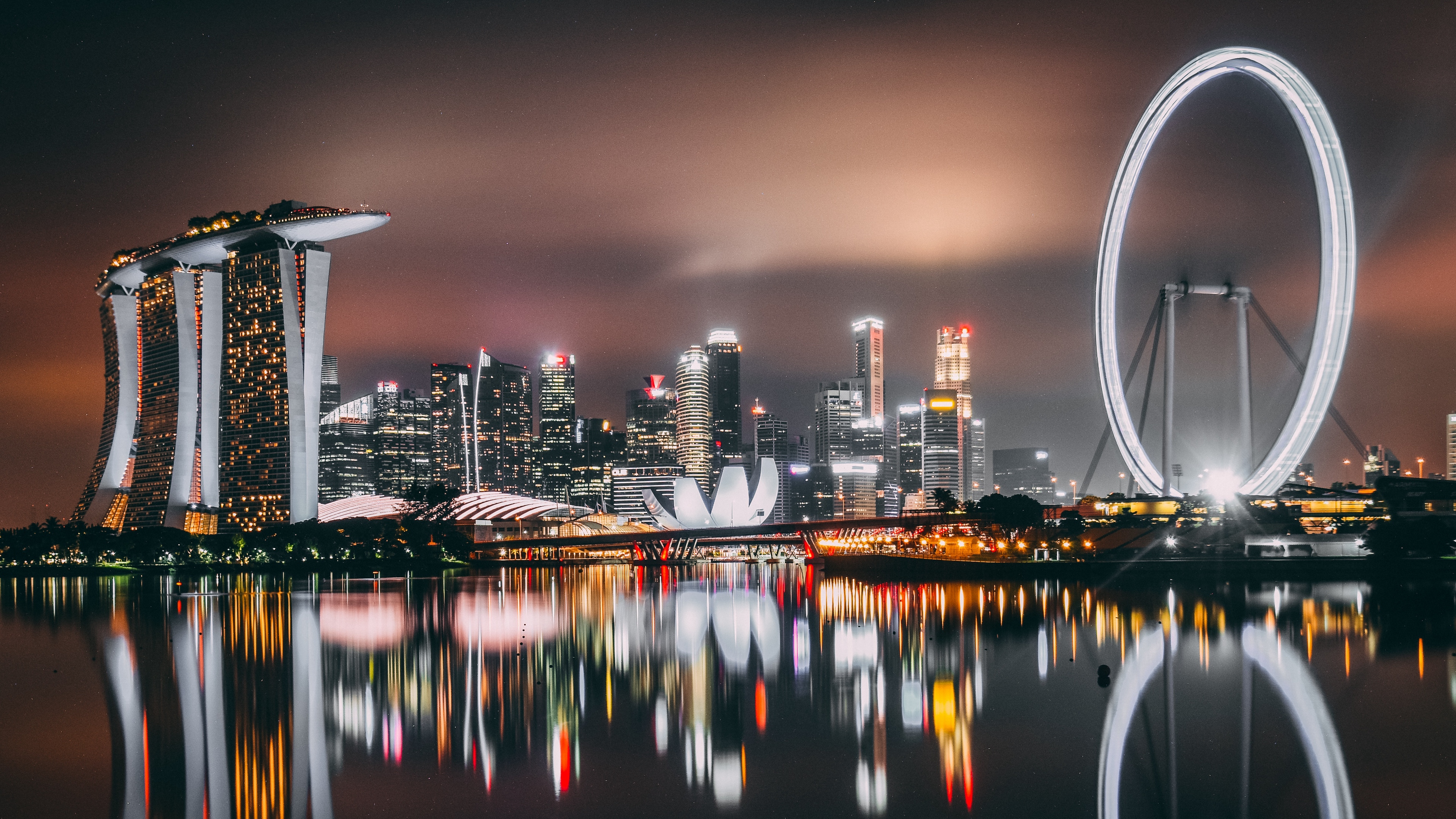 Skyline Der Stadt Bei Nacht Night. Wallpaper in 3840x2160 Resolution