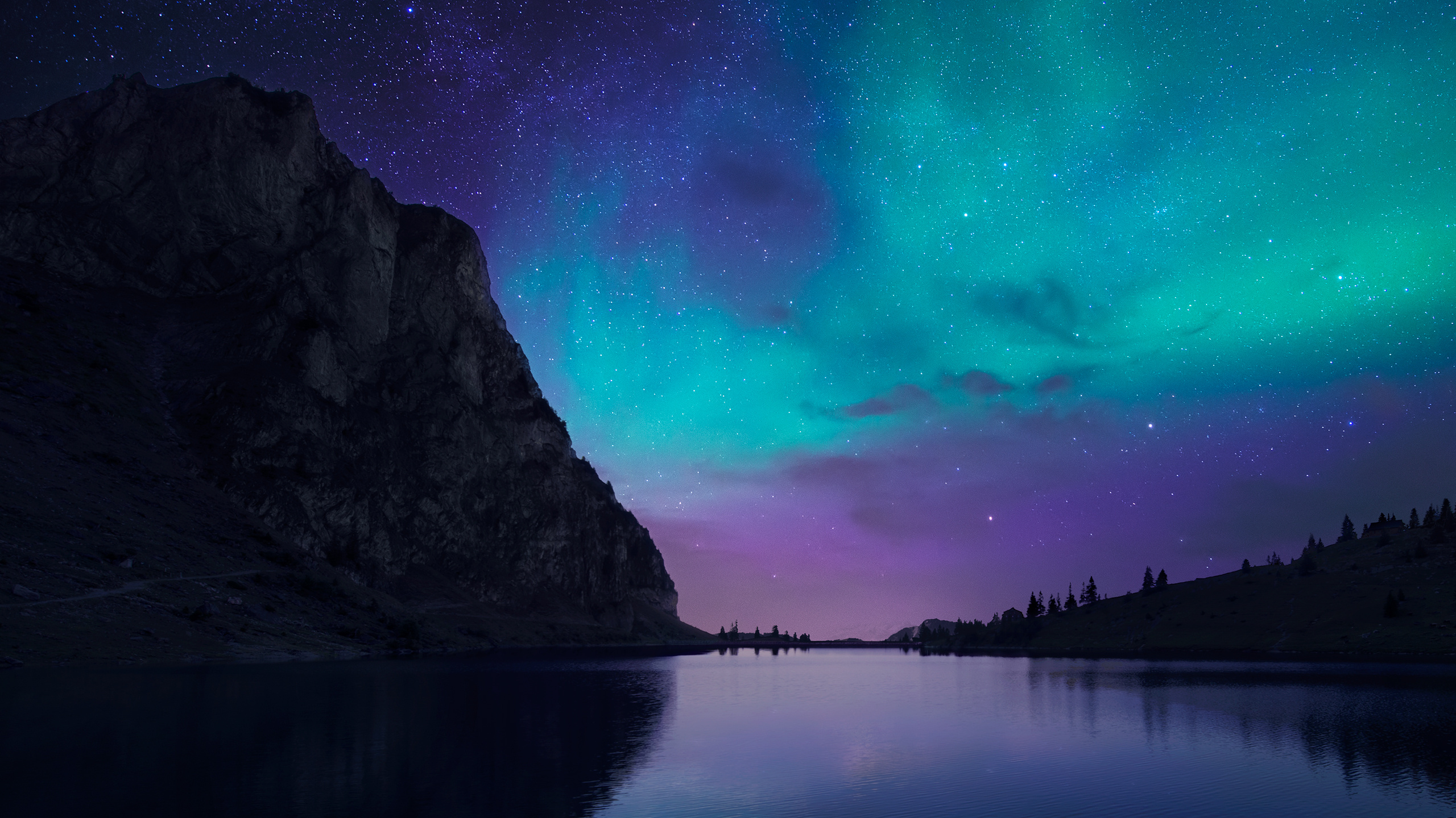 Body of Water Under Blue Sky. Wallpaper in 2560x1440 Resolution