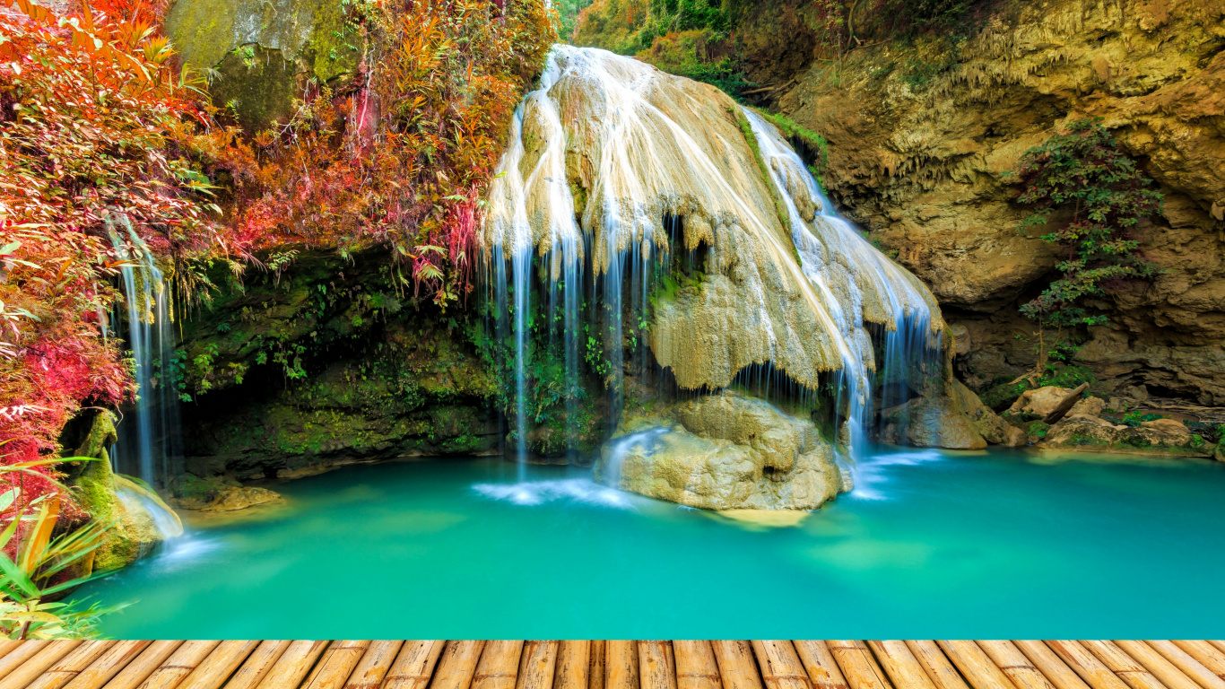 Brown Wooden Dock Over Blue Water. Wallpaper in 1366x768 Resolution