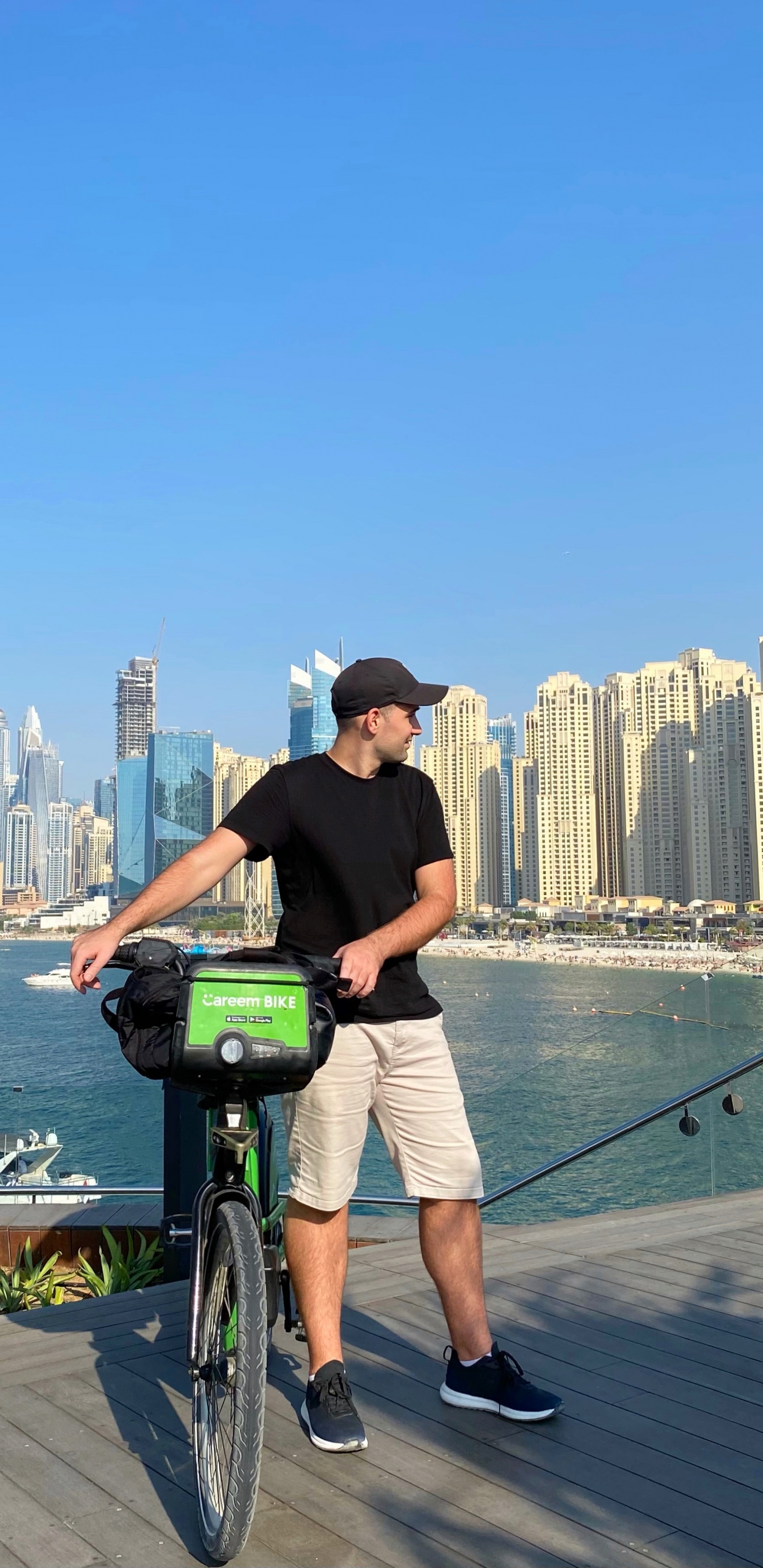 Water, Tire, Bicycle Wheel, Bicycle Tire, Bicycle Wheel Rim. Wallpaper in 1440x2960 Resolution