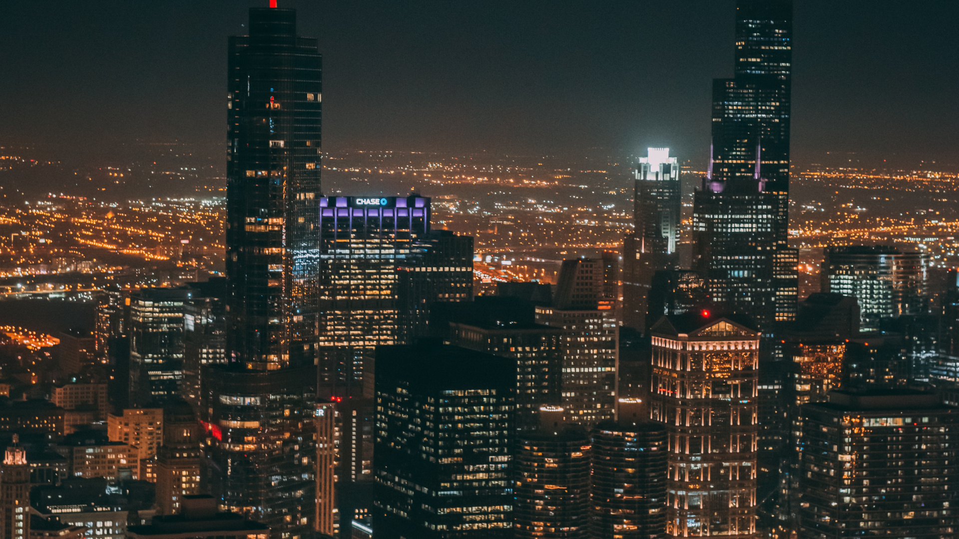 Horizon de la Ville Pendant la Nuit. Wallpaper in 1920x1080 Resolution