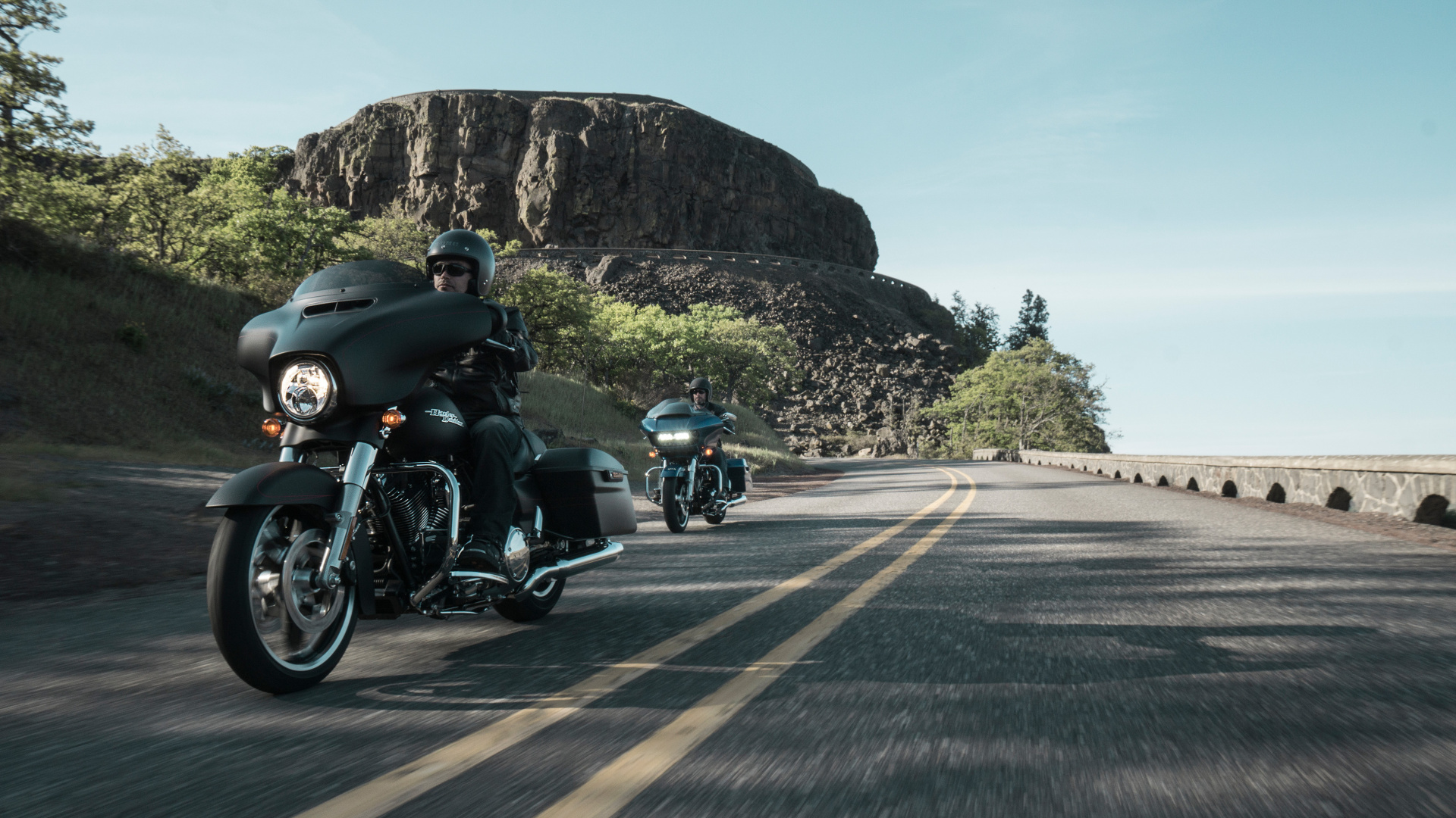 Black Motorcycle on Road During Daytime. Wallpaper in 1920x1080 Resolution