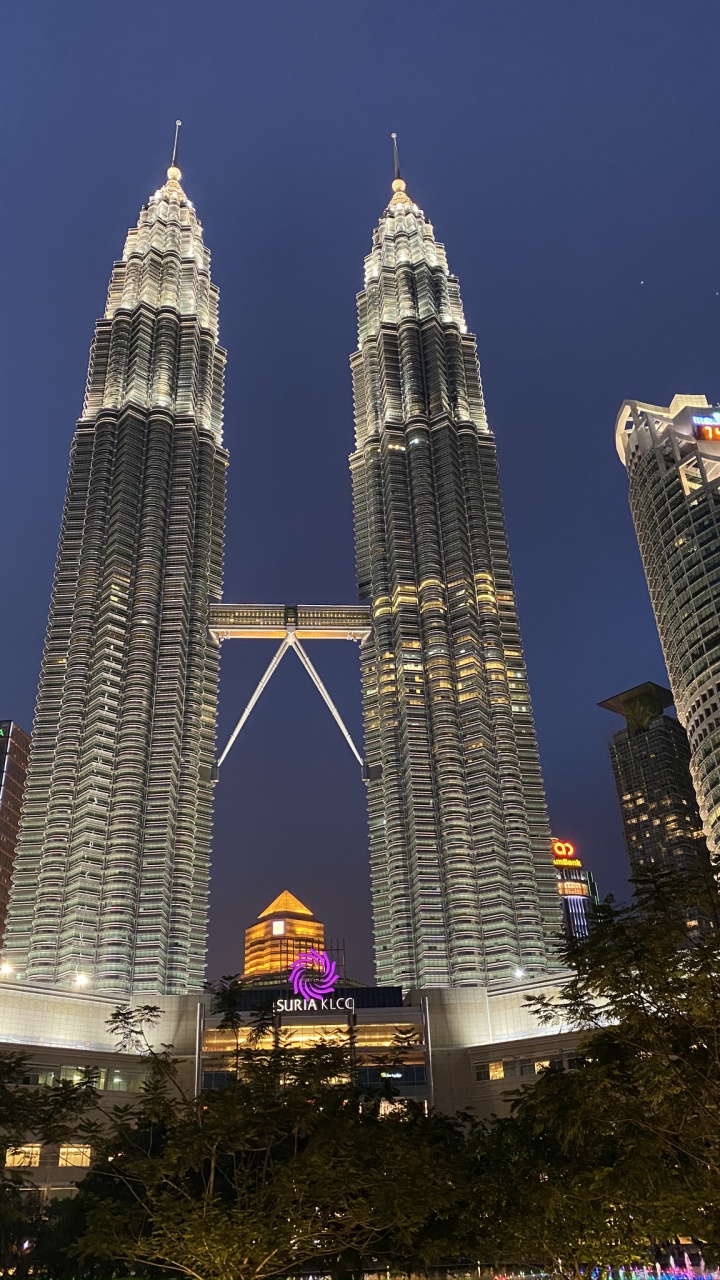 Las Torres Petronas, Kuala Lumpur, Malasia, Torres Gemelas Petronas, Torre de Bloques. Wallpaper in 720x1280 Resolution